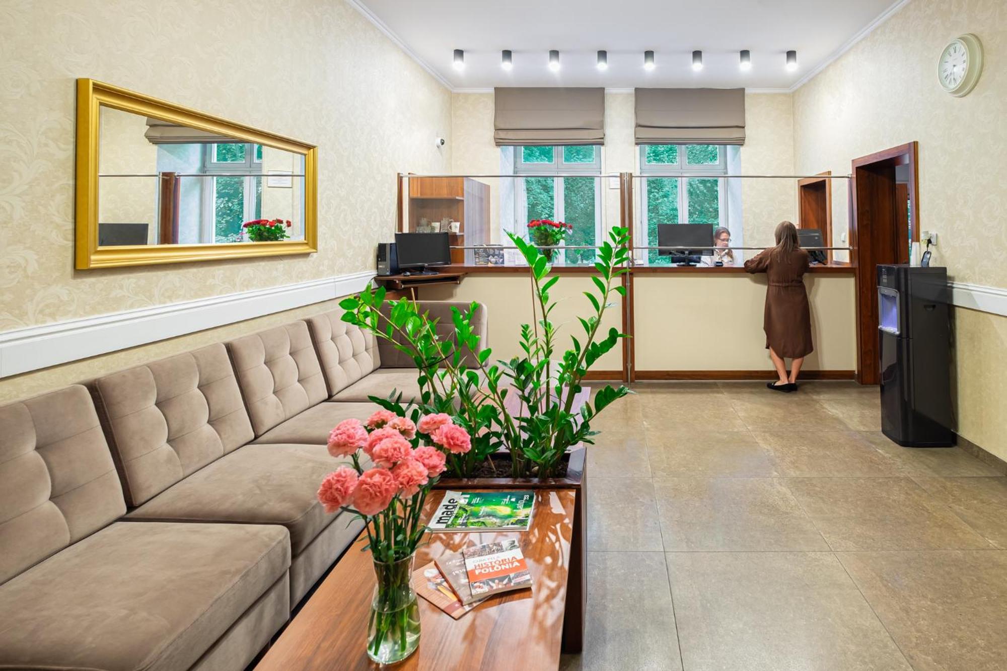 Hotel Maximum คราคูฟ ภายนอก รูปภาพ