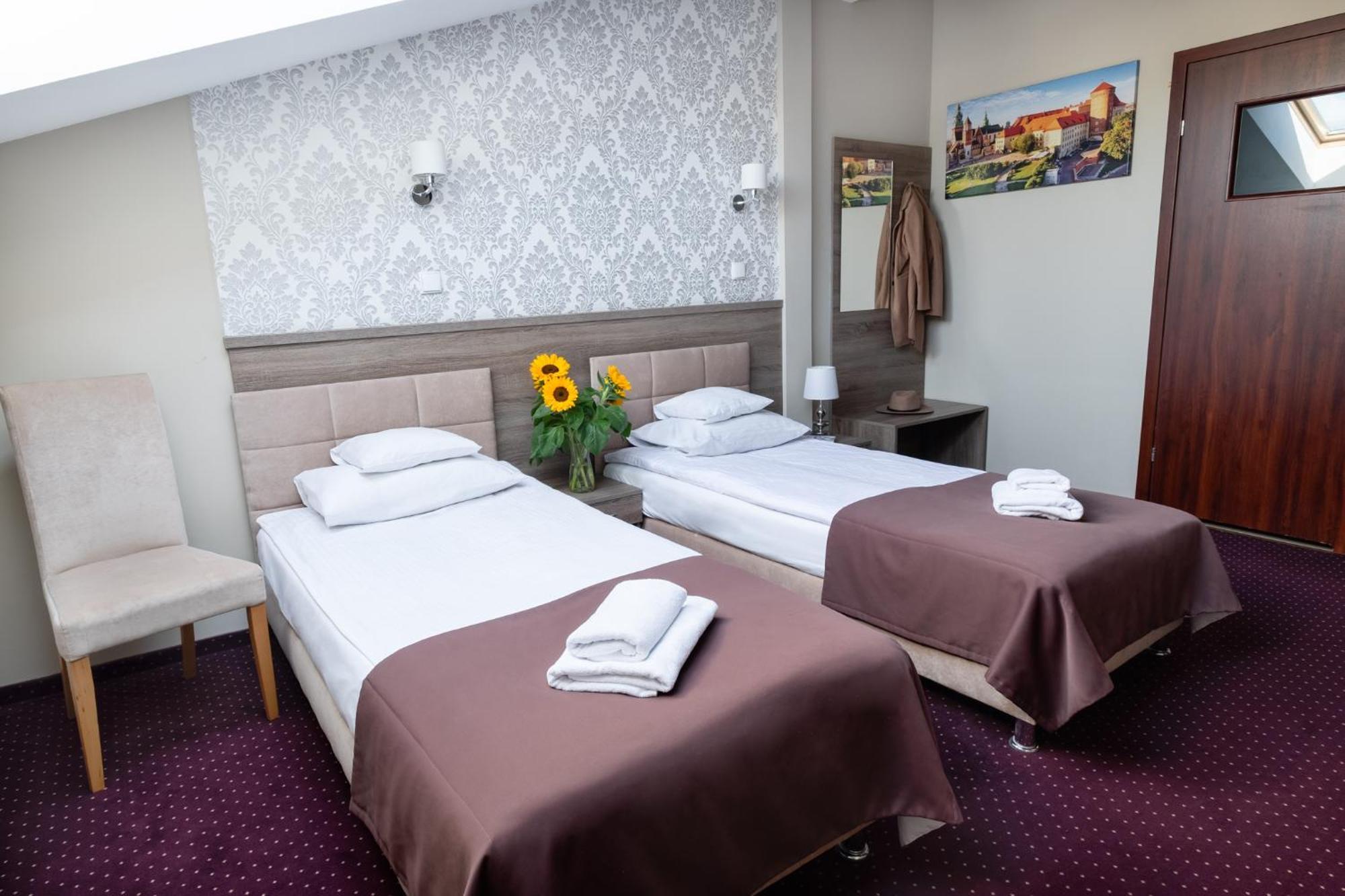 Hotel Maximum คราคูฟ ภายนอก รูปภาพ