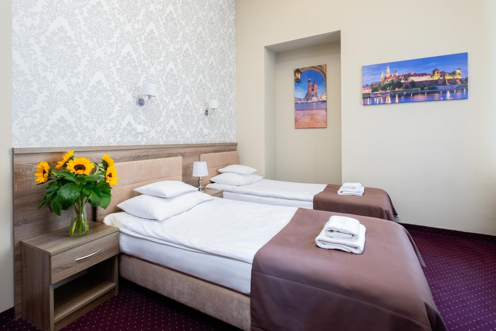 Hotel Maximum คราคูฟ ภายนอก รูปภาพ