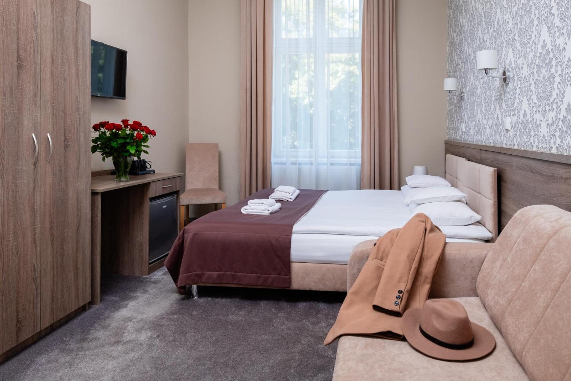 Hotel Maximum คราคูฟ ภายนอก รูปภาพ
