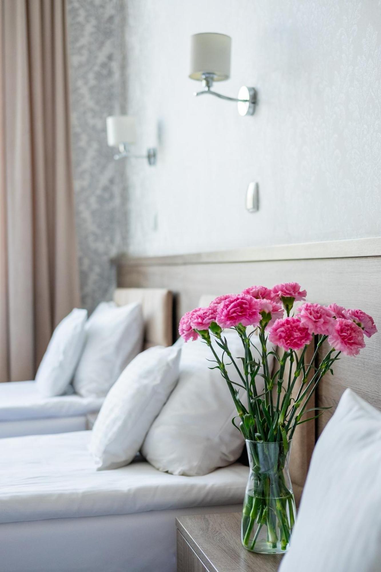 Hotel Maximum คราคูฟ ภายนอก รูปภาพ