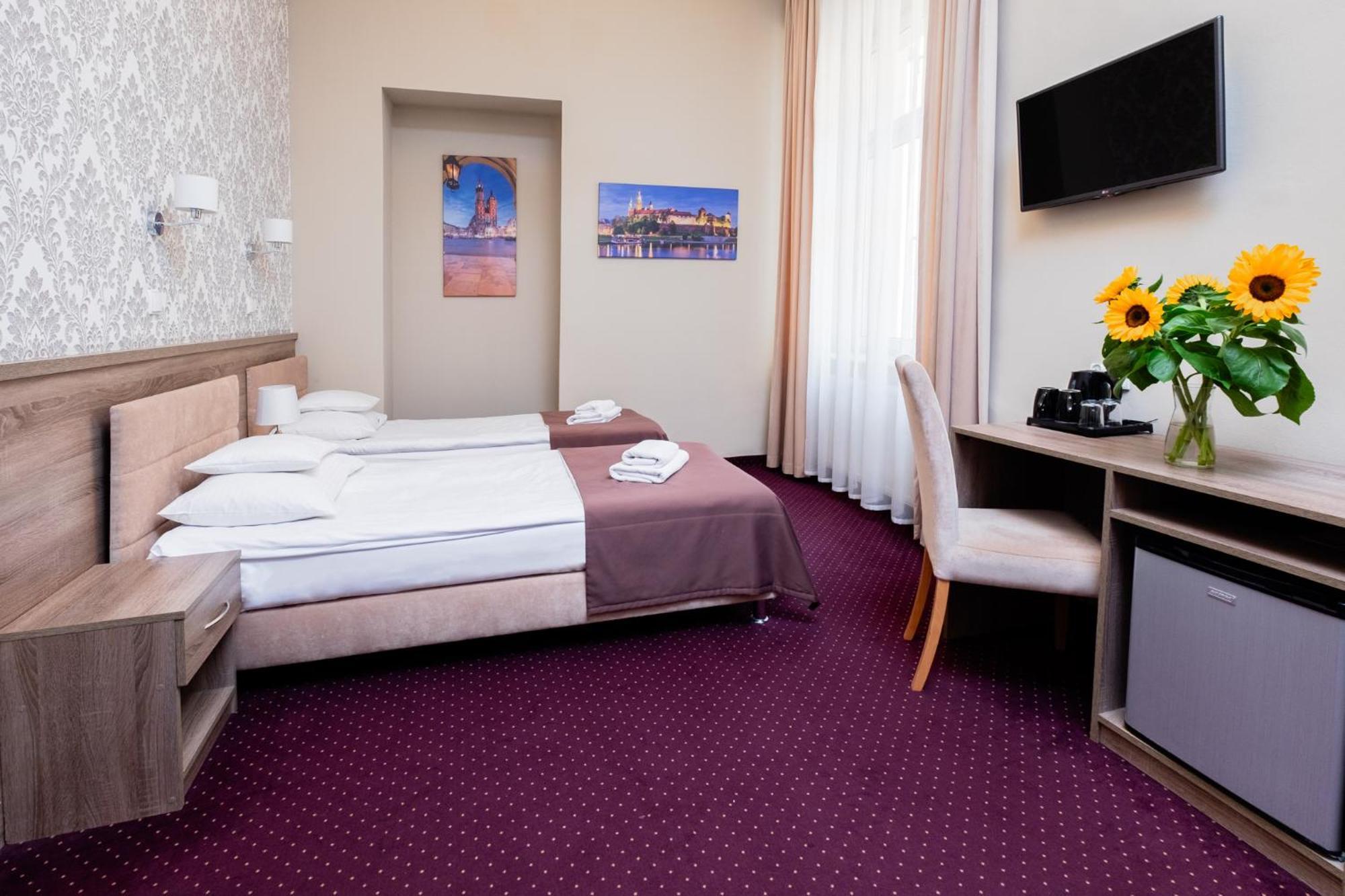 Hotel Maximum คราคูฟ ภายนอก รูปภาพ