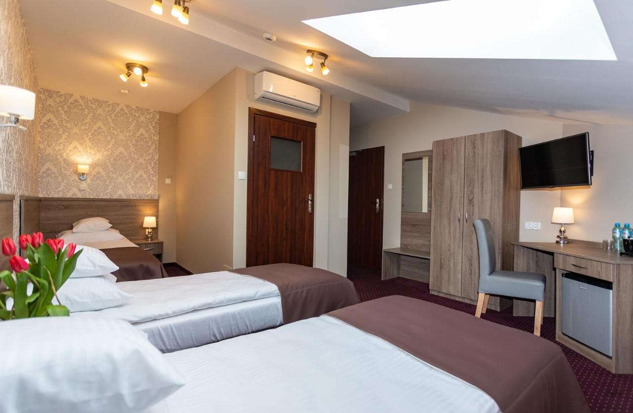 Hotel Maximum คราคูฟ ภายนอก รูปภาพ